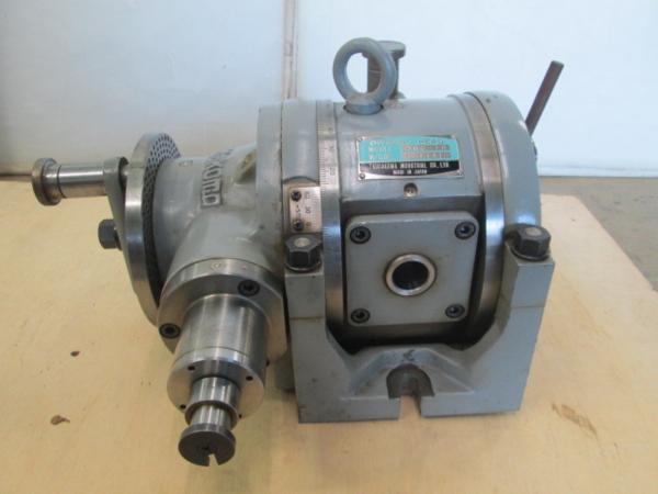 □津田駒 DIVIDING HEAD 型200-IH 万能割出台 [1028CI]7AI!(フライス盤 