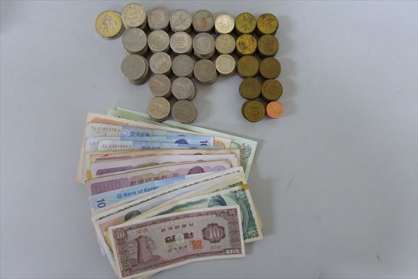 3042●韓国ウォン紙幣・硬貨　計87，310ウォン●