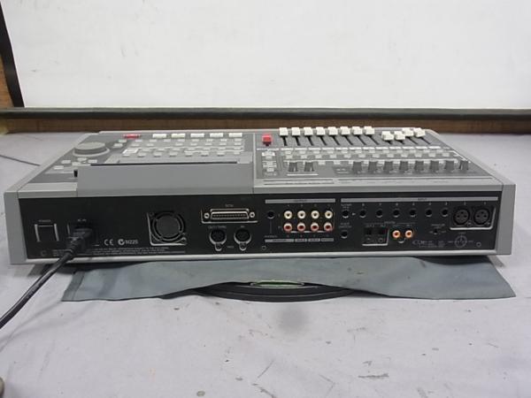 Roland VS-1680 マルチトラックレコーダー 【公式通販】