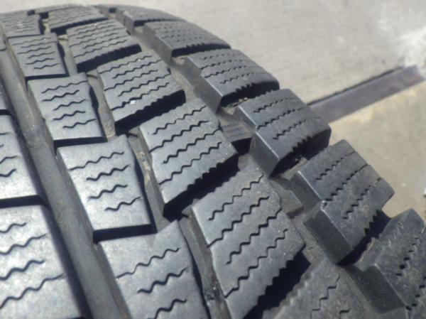 P784【送料無料195/80R15】100系ハイエーススタッドレス4本