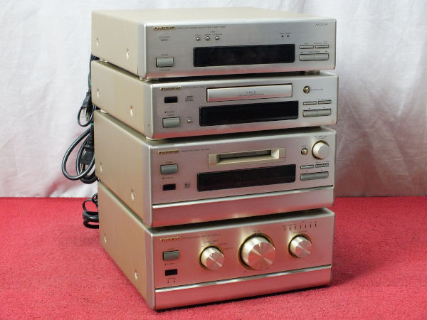 【動作品】オンキョウ ONKYO A-922M プリメインアンプ b*r様 ONKYO A-922M にゃむ様専用ONKYO オンキョー プリメインアンプ A-