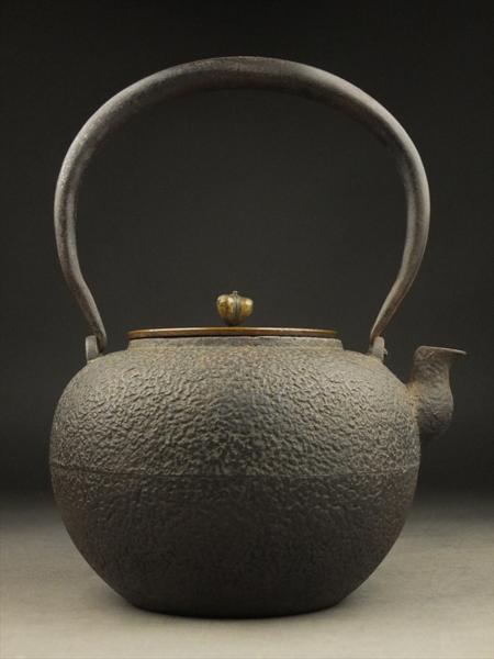 【夢工房】時代素肌文日ノ丸形鉄瓶　ZX97