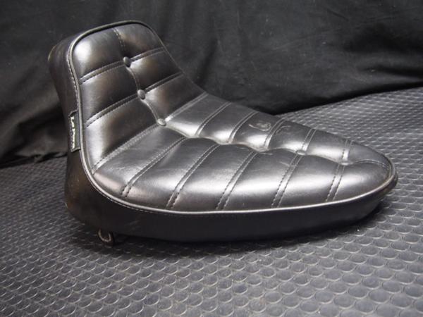 LEPERAラペラ/ソフテイル/コブラ/ソロプリートシート/ハーレー