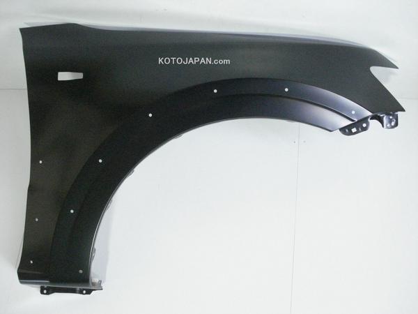 パジェロ V83W フロント 右 オーバー フェンダー 穴 有