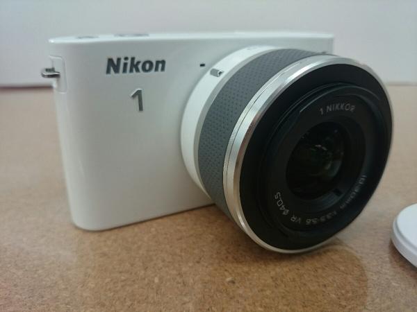 ニコン Nikon 1 J1 ミラーレス 一眼 カメラ ズームレンズキット