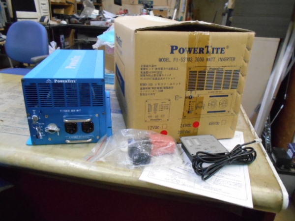 希少 未来舎 POWER TITE FI-S3003 24V3KW正弦波 リモ-ト付 中古