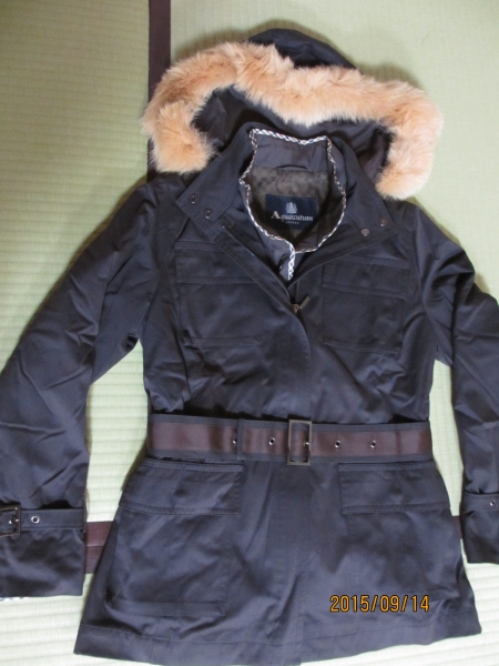 【美品】アクアスキュータム　ブラウンハーフコート ライナー付