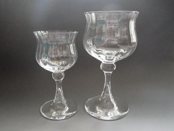 DaumFrance/ドーム　クリスタル製 ワイングラス 大小2客
