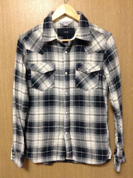 14AW正規品ＡＫＭ厚手チェックシャツ　Ｍサイズ　白×黒