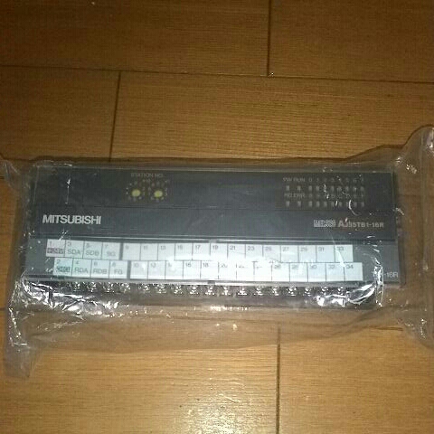 三菱　シーケンサ　接点出力ユニット AJ35TB1-16R　新品