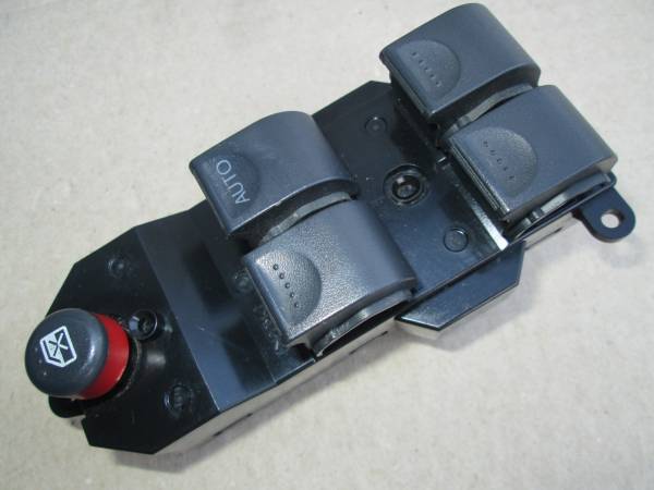 ライフ パワーウインドウスイッチ JB5/JB6/JB7/JB8 純正品