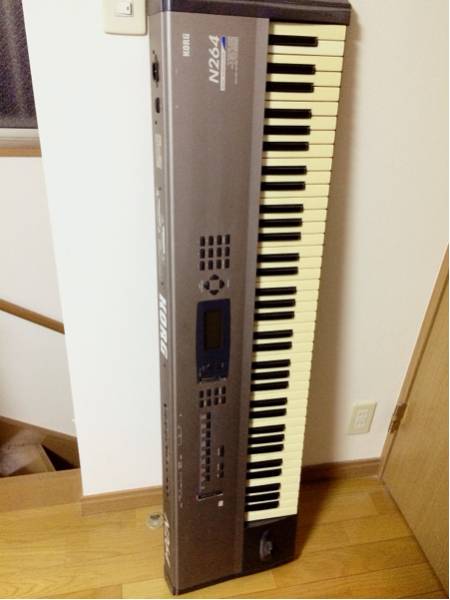 KORG N264 シンセサイザー ソフトケース付属 コルグ