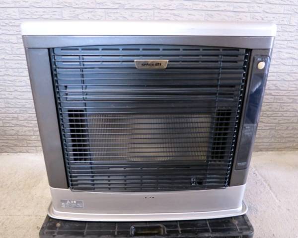 コロナの灯油ストーブ FF-GX68K4 rintaro】コロナ FF-GX68K4 ストーブ