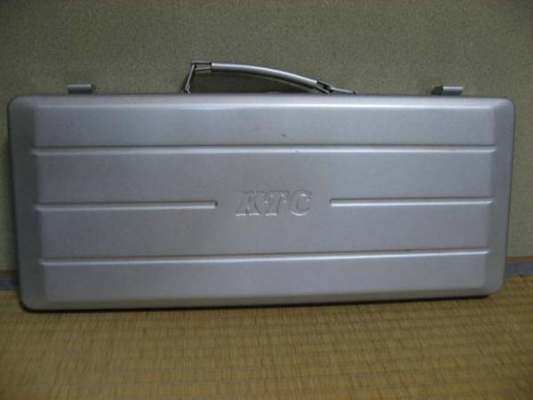 KTC メタルケース　トレー付