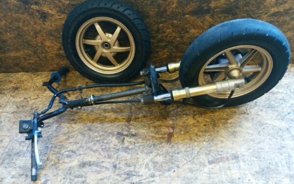 即配可 ライブディオZX 純正ホイールセット フォーク AF35 B-93