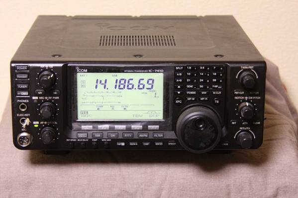 アイコム　ＩＣ－７４１０　ＨＦ／５０ＭＨｚ　１００Ｗ