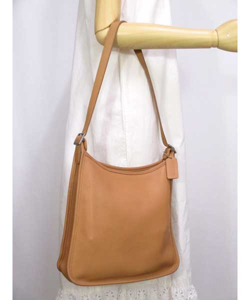 オールドCOACHレザーショルダーバッグ/本革アメリカ製コーチ中古 通販