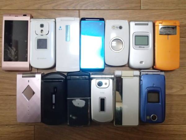 携帯電話 まとめて13台セット ジャンク品☆ガラケー ガラケー 携帯電話