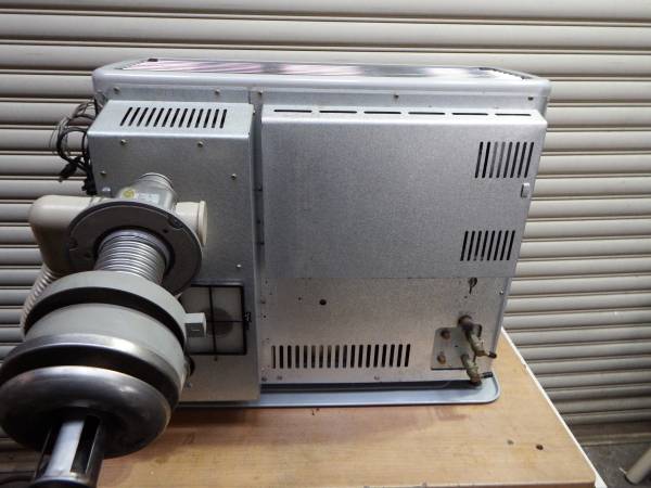 送料無料～コロナ FF式 床暖 ストーブ 分解整備済 UH-F65FR(石油 