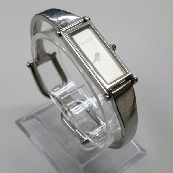 ●グッチ GUCCI レディース ブランド腕時計 1500L 稼働●