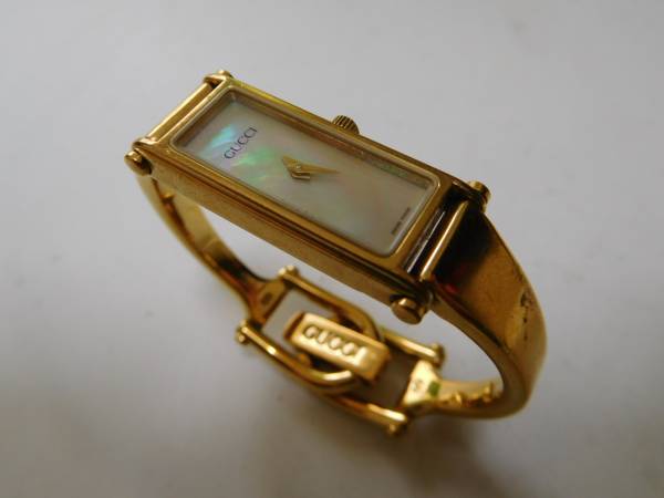 1円～used グッチ 1500 クォーツ 動作確認済(ケ-火53)