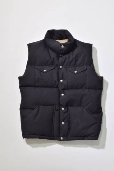 NORTH FACEノースフェイスダウンベスト USA製 茶タグ 黒M THE 【公式通販】