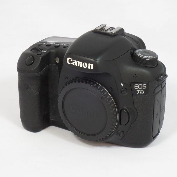 EOS 7D EF-S 15-85 ISU レンズキット (1800万画素/CF) EOS 7D EF-S 15-85 ISU レンズキット (1800万画素/CF)