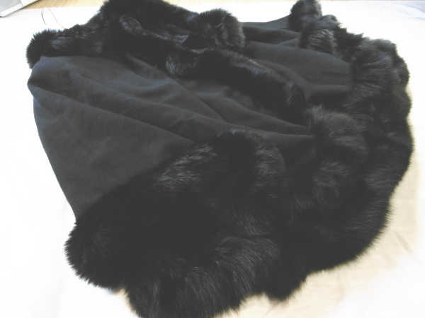 鑑定済みフォックス付き.ロング丈ポンチョ美品