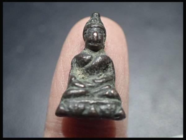 讃州庵」 珍品 室町期 戦国時代の兜仏(かぶとぼとけ) 鎧仏 武具 甲冑
