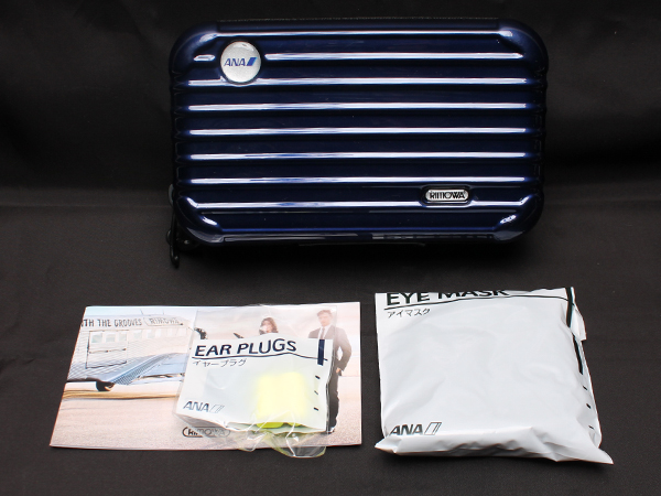 美品 ANA RIMOWA ファーストクラス アメニティ ポーチ ネイビー RIMOWA