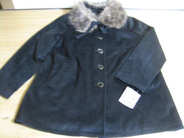 新品●大きいサイズ5Ｌ●ファー付ショートコート●ブラック
