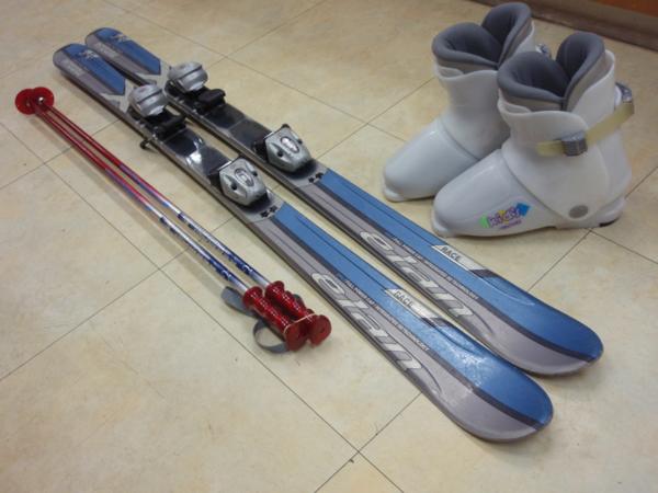 ☆美品☆DYNASTAR157cm LANGE 大人用カービングスキー4点SET