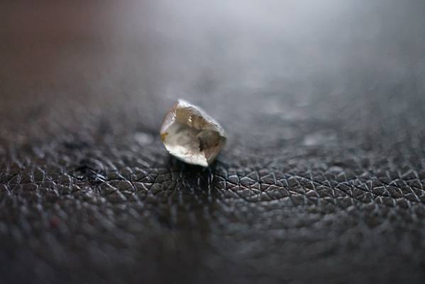 0.50ct希少！綺麗！コレクター向けダイヤモンド原石