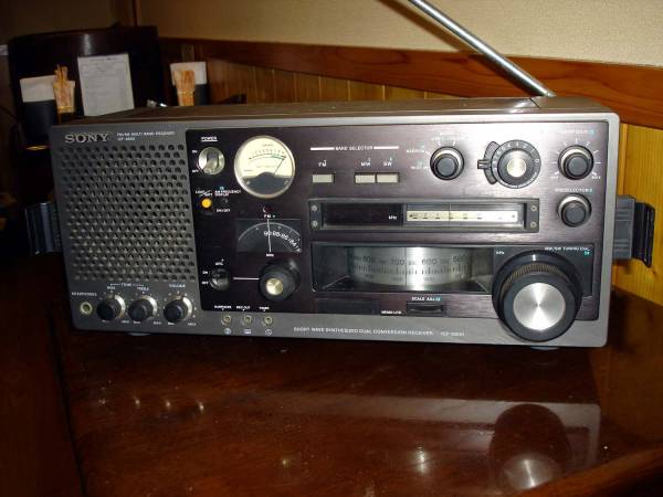 ☆名機　SONY　ICF-６８００　スカイセンサー　完動品