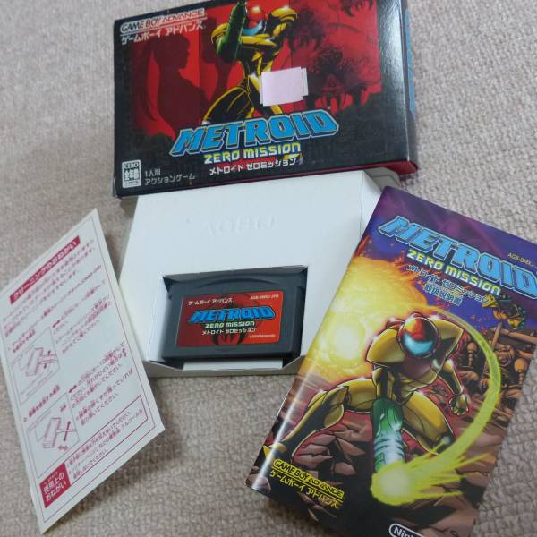 ＧＢＡ　メトロイド　ゼロミッション　（箱、取説など一式）