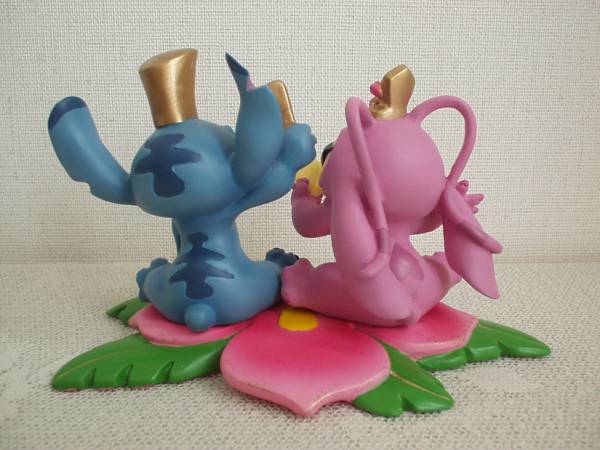 スティッチ エンジェル ひな人形 ディズニーストア フィギュア