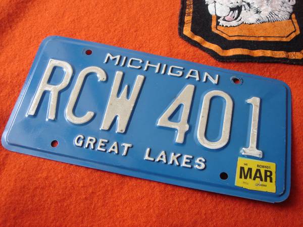 ナンバープレート ビンテージ 看板 Michigan Usa サイン 青 雑貨 売買されたオークション情報 Yahooの商品情報をアーカイブ公開 オークファン Aucfan Com