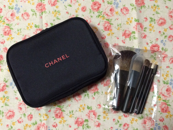 シャネル レミニドゥシャネル2011 新品】CHANEL レミニドゥシャネル2011(ブラシセット) 【限定