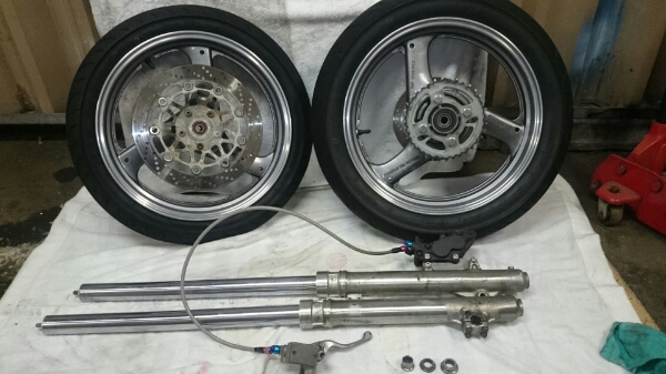 CRM250 MD24 モタードキャストホイール フロントフォーク CRM250Rに