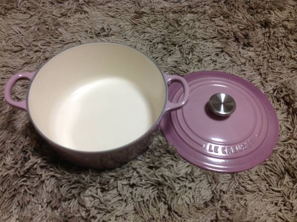 未使用箱なしルクルーゼ 両手鍋 限定色？22㎝ LE CREUSET (ルクルーゼ