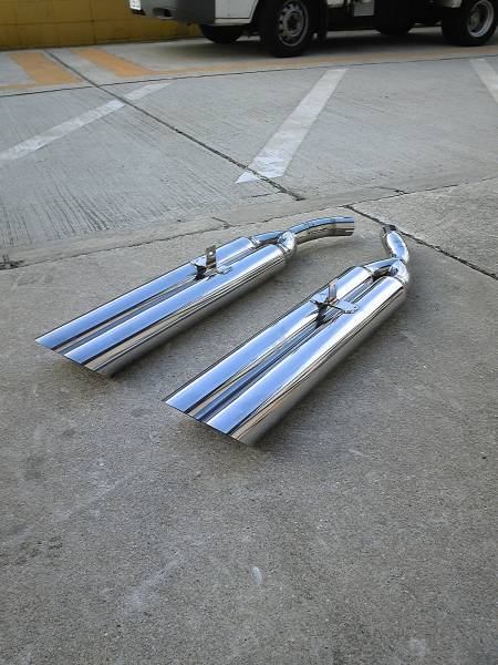 GL１５００４本だしスラッシュマフラー