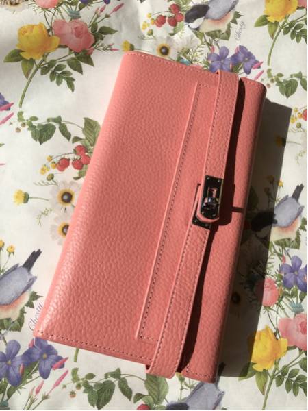 ターンロック ピンクお財布♪上質♪大容量