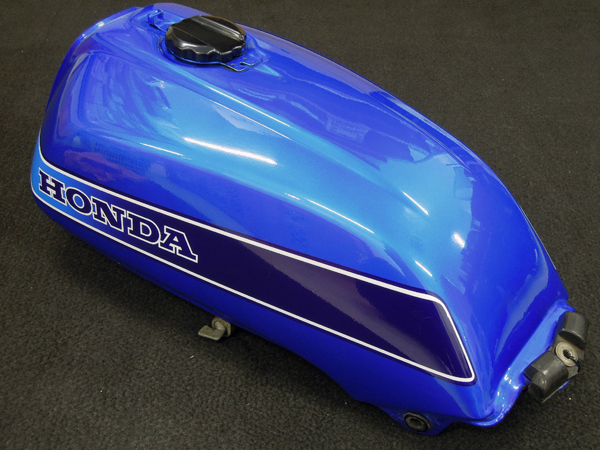 【H0004】 CB750F 純正タンク 外観超美品 ですが…