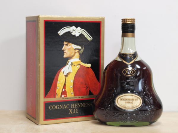 ☆Hennessy ヘネシー XO 700ml 箱付 未開栓☆AKA20652 コニャック 食品