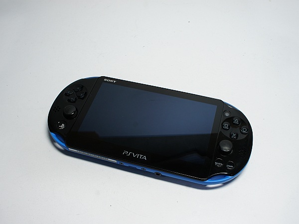 ▲中古▲PCH-2000 PS VITA ブルー/ブラック▲