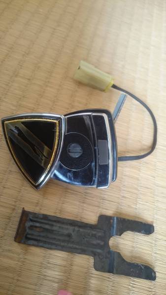 f31レパード トランクオーナメント ゴールド