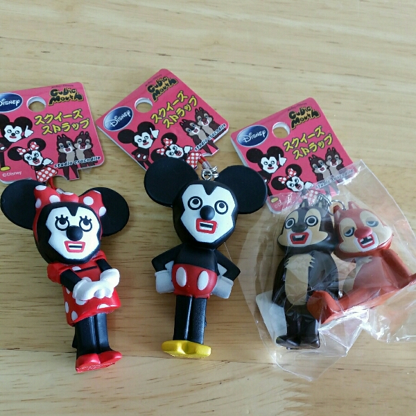 ディズニー　ミッキー・ミニーマウス　ストラップ　スクイーズ　おまとめ売り キュービックマウス スクイーズ ミッキー ミニー チップ&デール