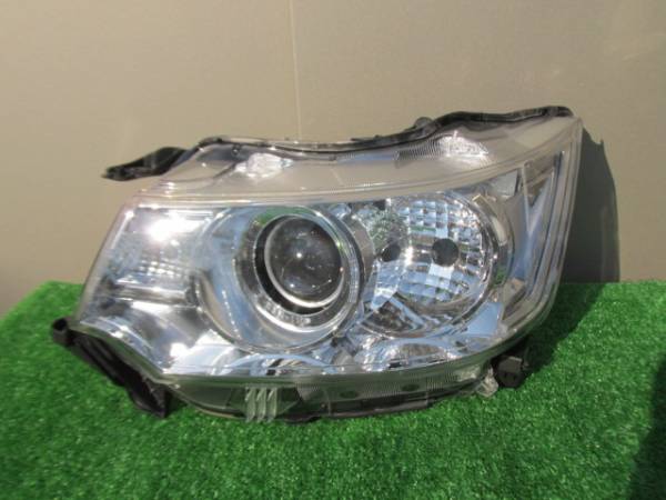 送料込 ワゴンRスティングレー MH34S 左ヘッドライト 美品 送料込 ワゴンRスティングレー MH34S 左ヘッドライト 美品