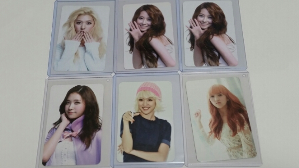 HELLOVENUS トレカ　セット　アリス　ナラ　ライム　ユヨン