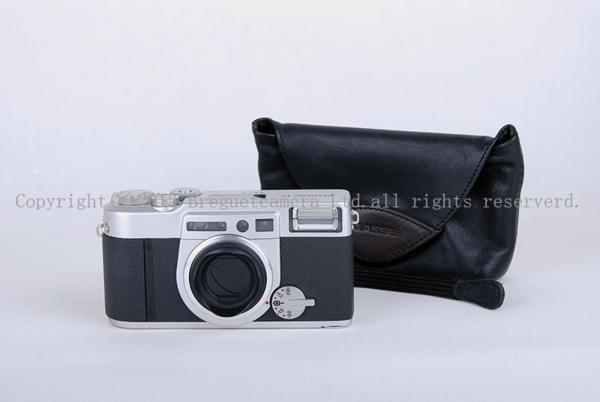 年末特価 Fujifilm・富士フィルム KLASSE W+28mm F2.8 ケース付